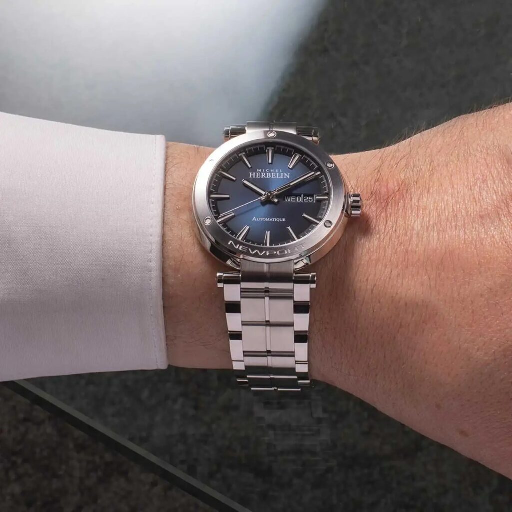 HERBELIN NEWPORT AUTOMATIC 1768B15 – am Handgelenk