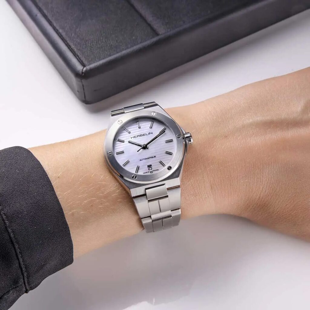 HERBELIN CAP CAMARAT AUTOMATIC 1545B19 – am Handgelenk