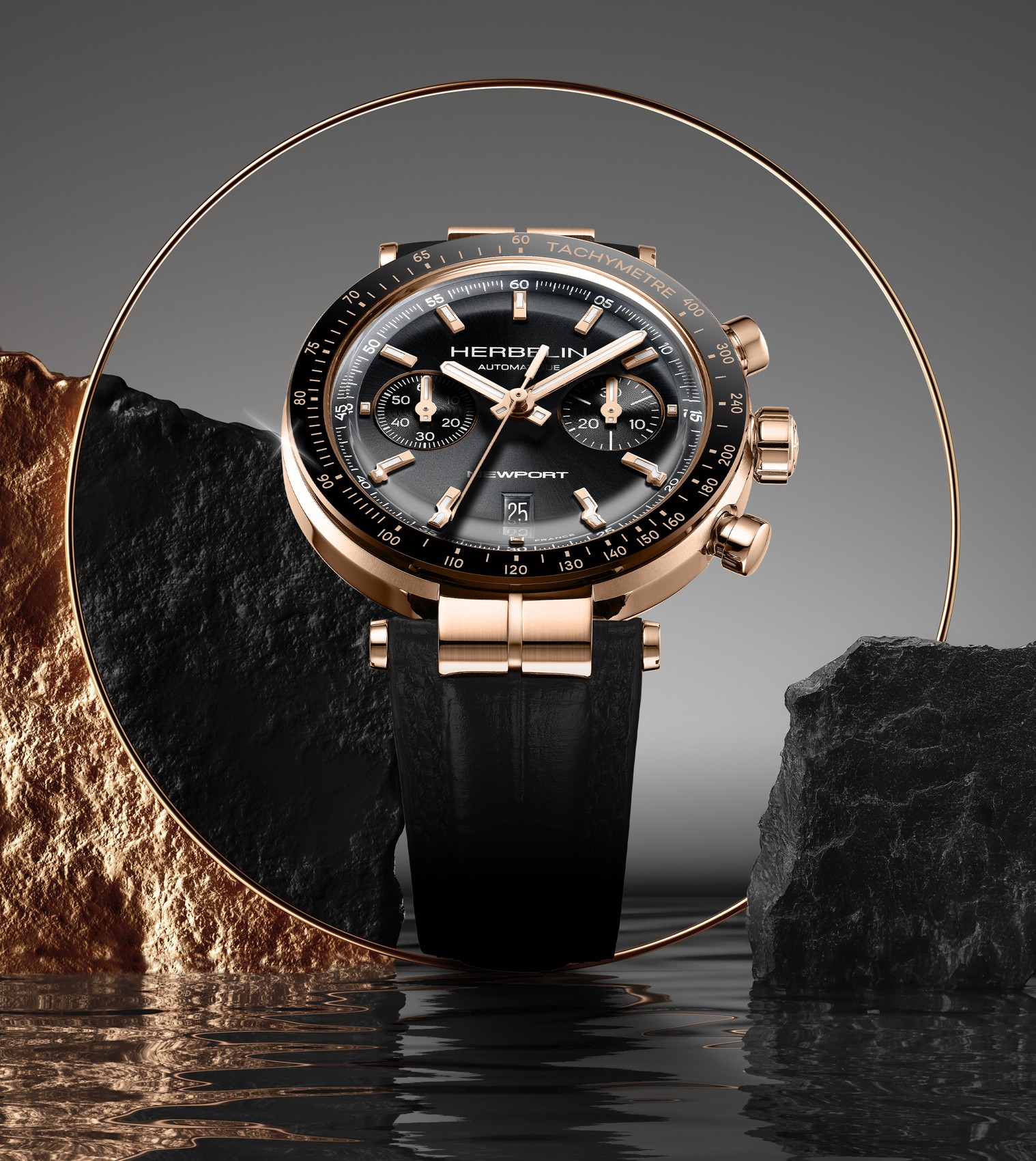 HERBELIN Newport Heritage Automatic Chronograph 256TRCN14 mit roségoldfarbenem Gehäuse und schwarzem Lederband