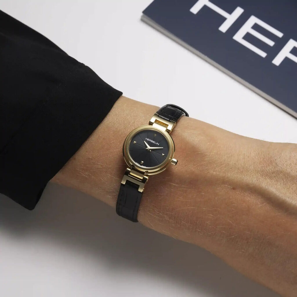Alternative view of LADY H PVD Gold Lederband schwarz 17312P1N14